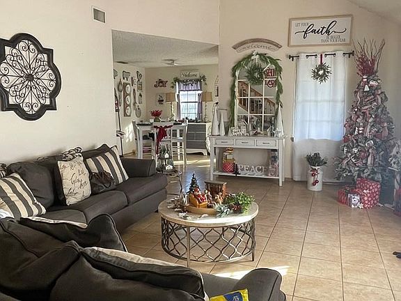 2nd image of 716 Ripplewind Way