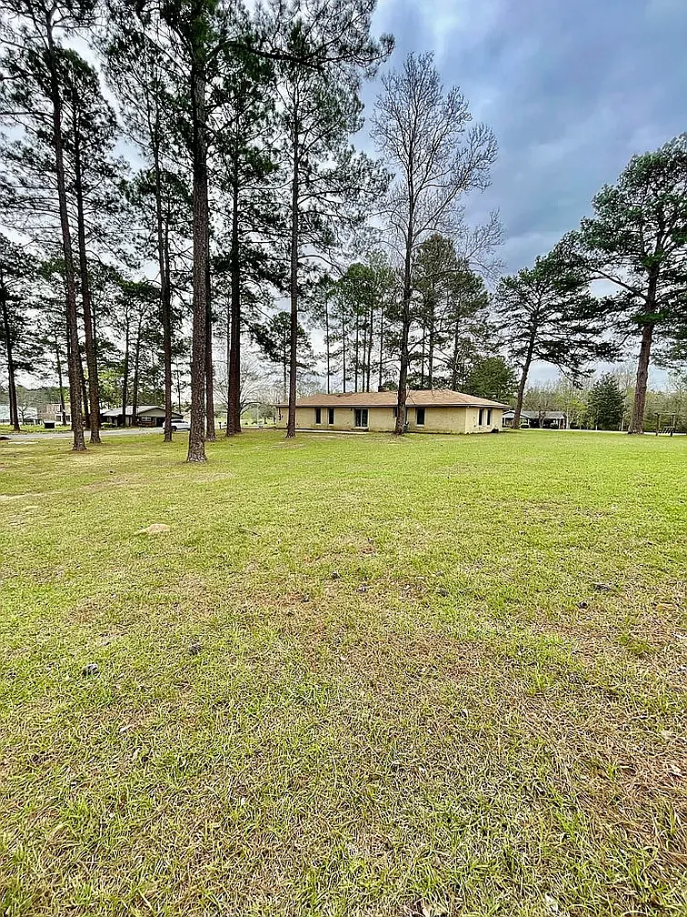 4 bed, 1806 sqft, $1,495 — Photo 4