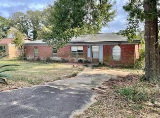 7185 Ben Sasser Dr, Pensacola, FL 32526
