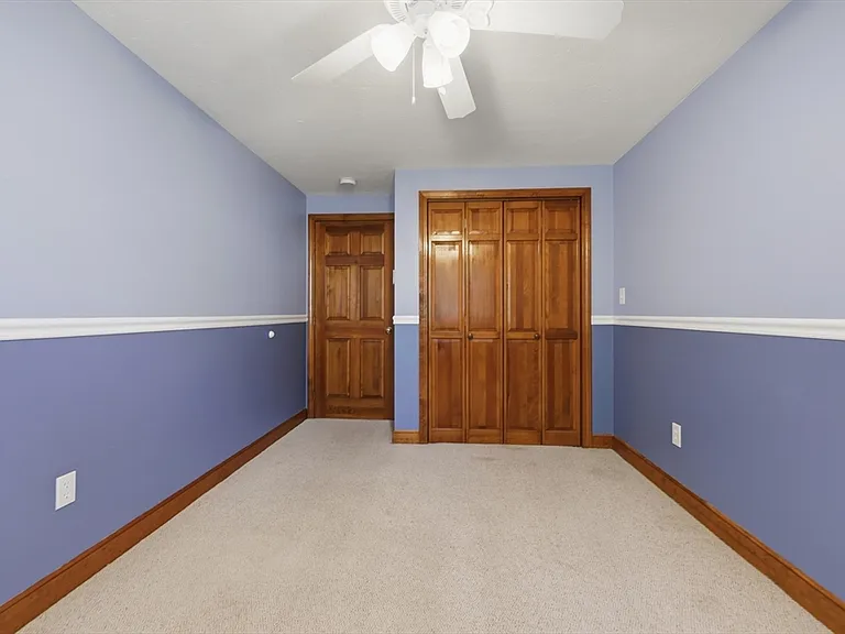 21 Janet Cir #2 — Photo 33