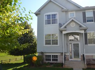 16422 W Teton Dr, Lockport, IL 60441