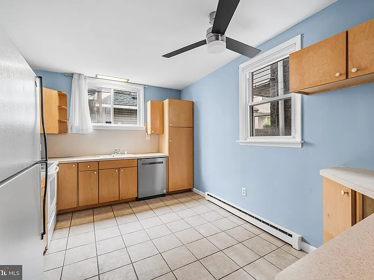 2336 S Carlisle St — Photo 5