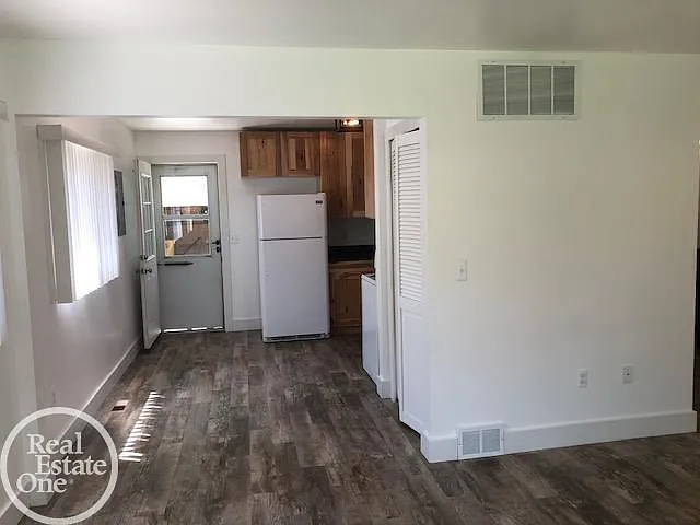 50799 Holt St — Photo 12