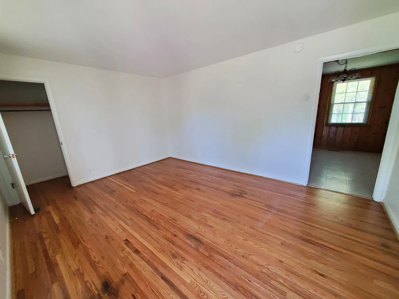 3 bed, 1450 sqft, $1,950 — Photo 2