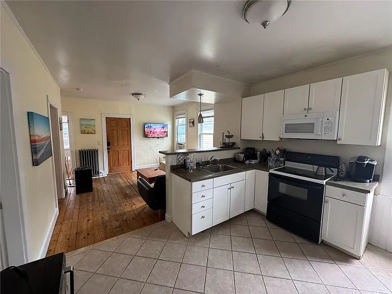 9 Ann St #2 — Photo 8