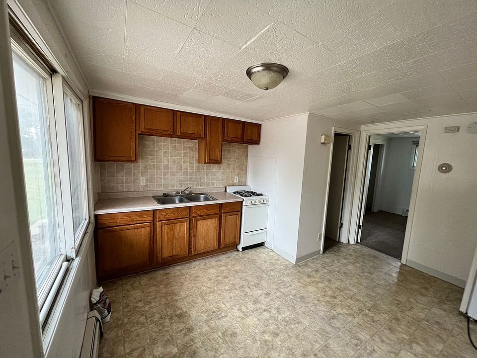 805 Flieth St 6, Wausau, WI 54401 Zillow