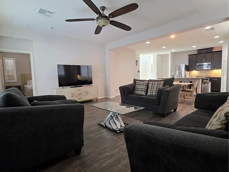 7926 Torreys Peak St — Photo 3