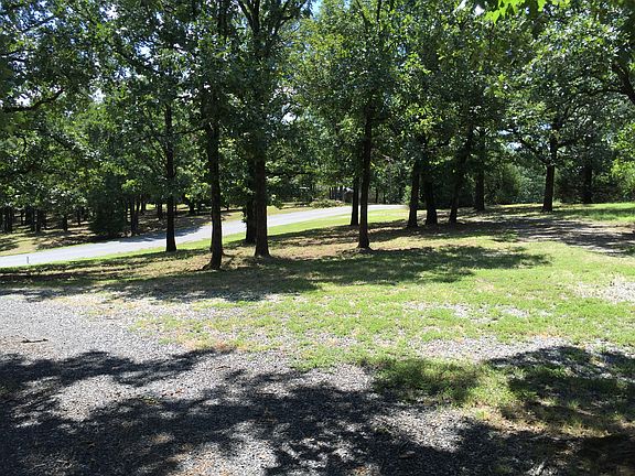 Front Yard/Drive