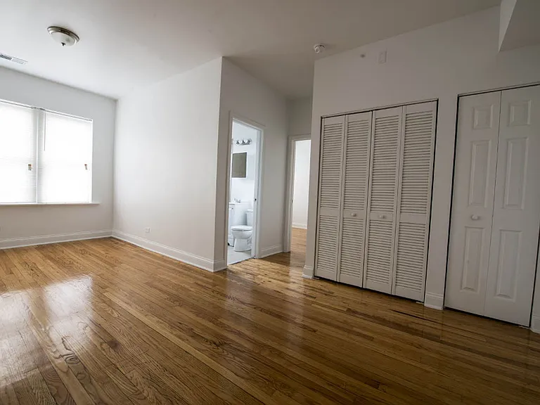 3600 W Franklin — Photo 31