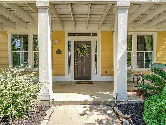 3rd image of 1481 Bristol Ln
