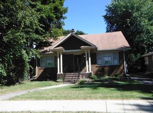 7 S Aldine Ave, Elgin, IL 60123