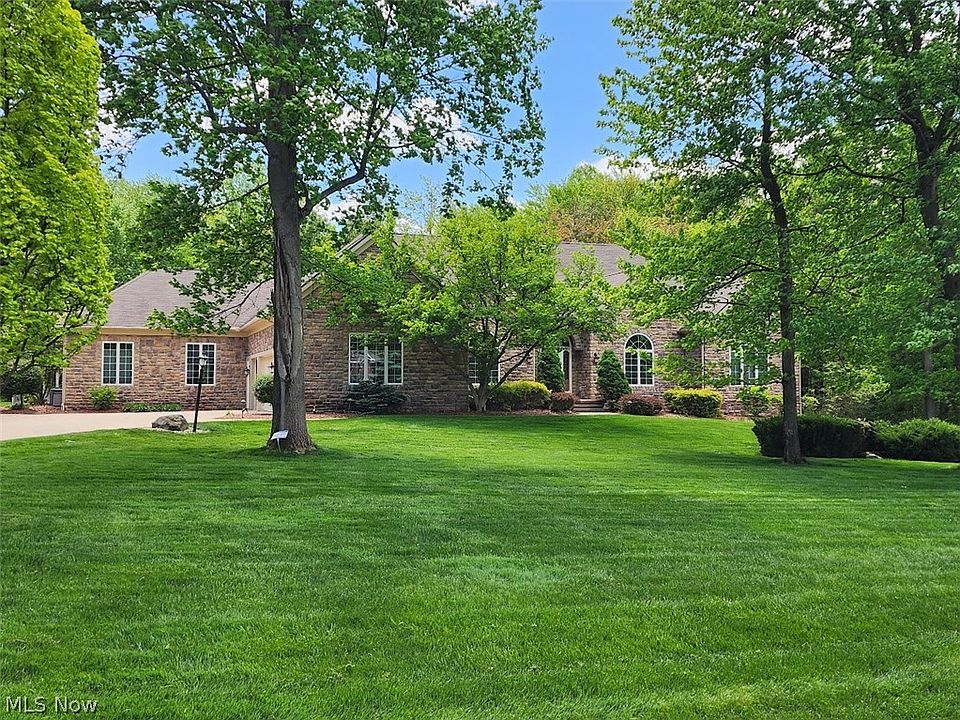 1st image of 4534 Forest Brooke Ct S