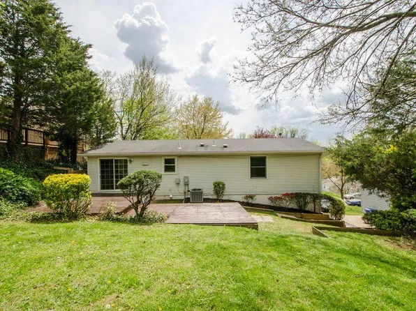 5704 Goucher Dr, College Park, MD 20740
