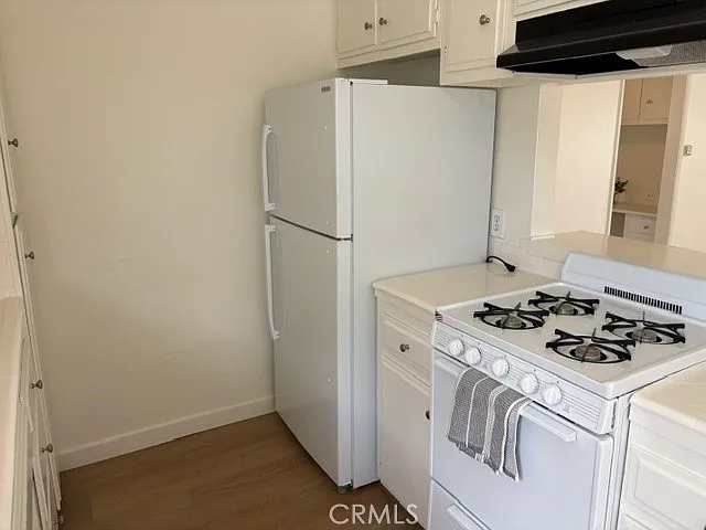 718 W Center St — Photo 6