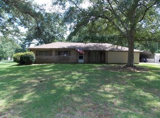 1704 Bush Dairy Rd, Laurel, MS 39440