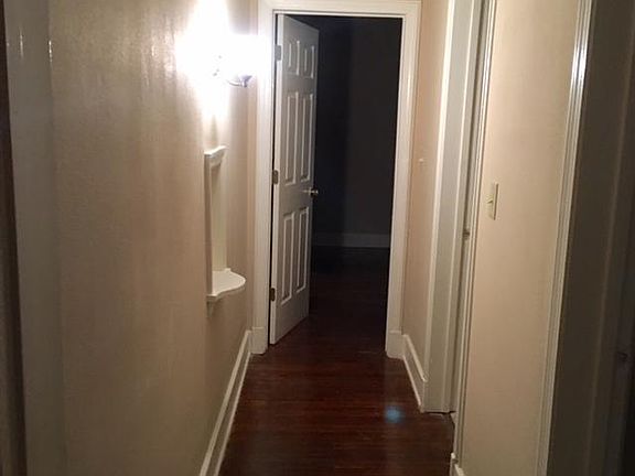 5th image of 204 McKie St