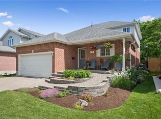 491 Sandbanks Cres, Waterloo, ON N2V 2J3