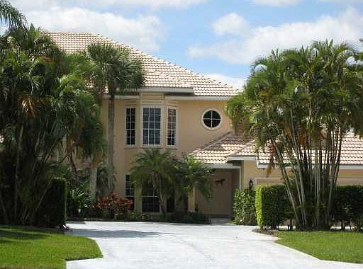 1st image of 11821 Pebblewood Drive #901