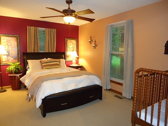 5th image of 128 Ledbetter Ln