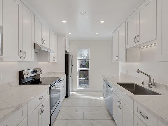4th image of 899 Webster St APT 6
