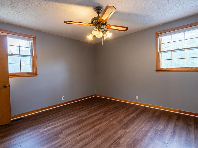 150 Delvin Dr #A — Photo 18