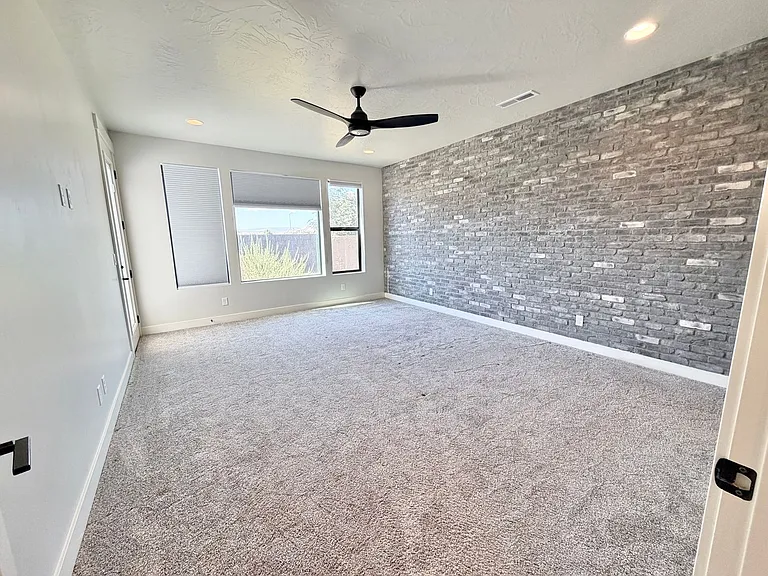 3134 E Blue Heron Dr — Photo 37