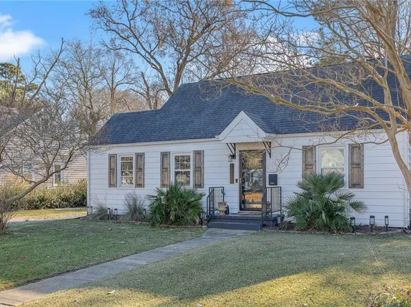 1315 Sunset Dr, Norfolk, VA 23503