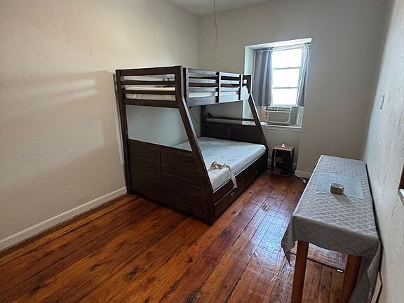 5th image of 156 Webster St #3