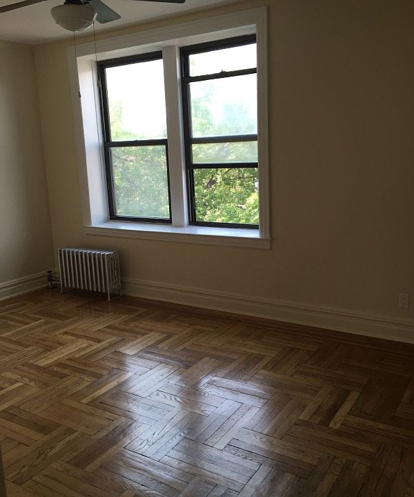 1st image of 2555 32nd St #12