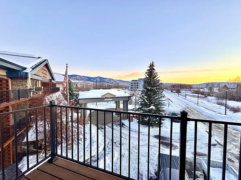 Storm Peak Apartments — Photo 81