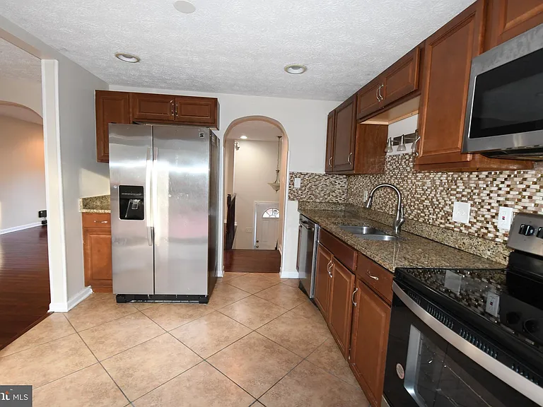 6516 Homestake Dr S — Photo 10