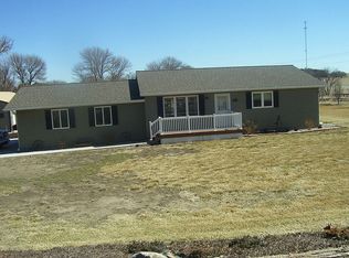 8555 Turkey Creek Rd, Elm Creek, NE 68836