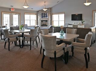 1400 W Southfield Blvd #1501C05, Oak Creek, WI 53154