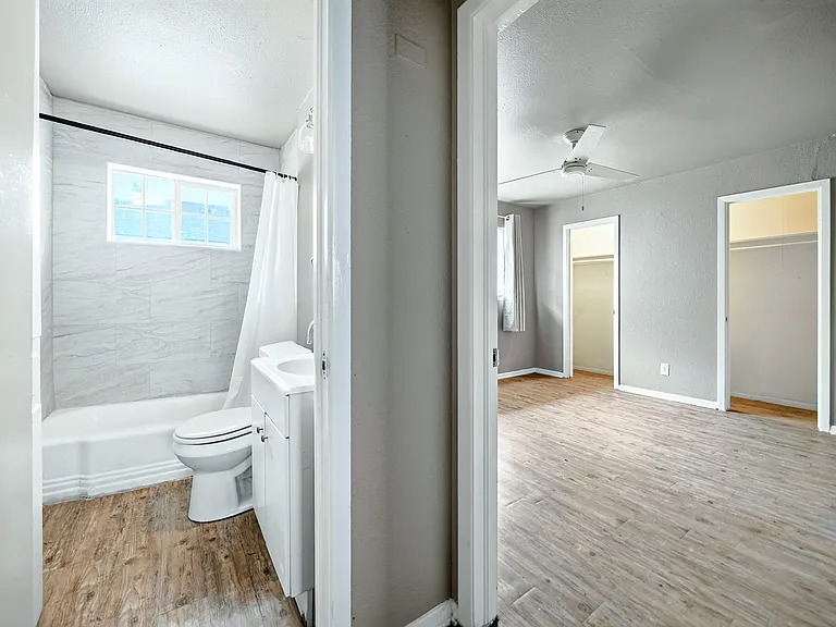 1417 Bennett Ave #G — Photo 6