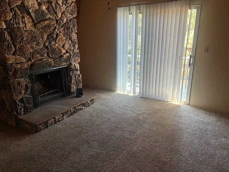835 Hart Ln — Photo 10