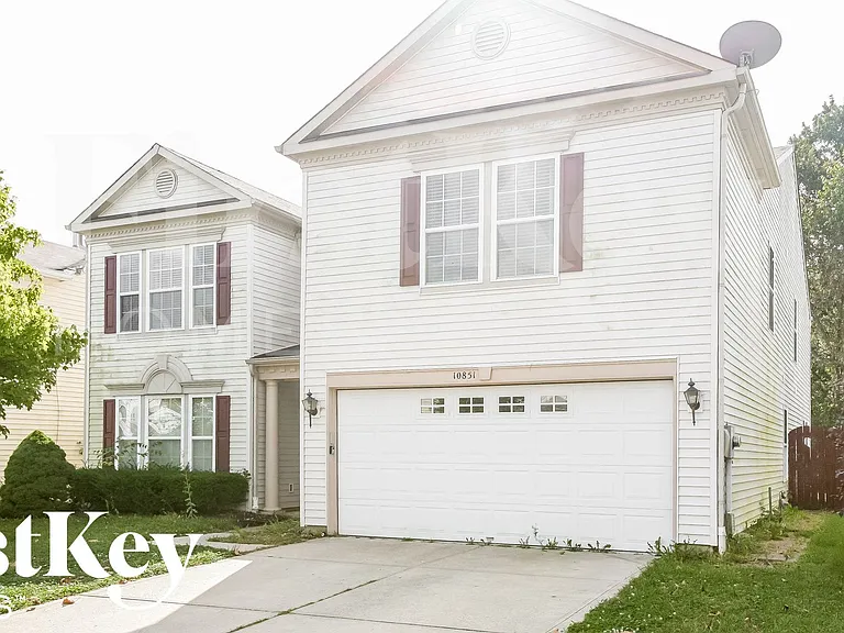 10851 Zimmerman Ln — Photo 2