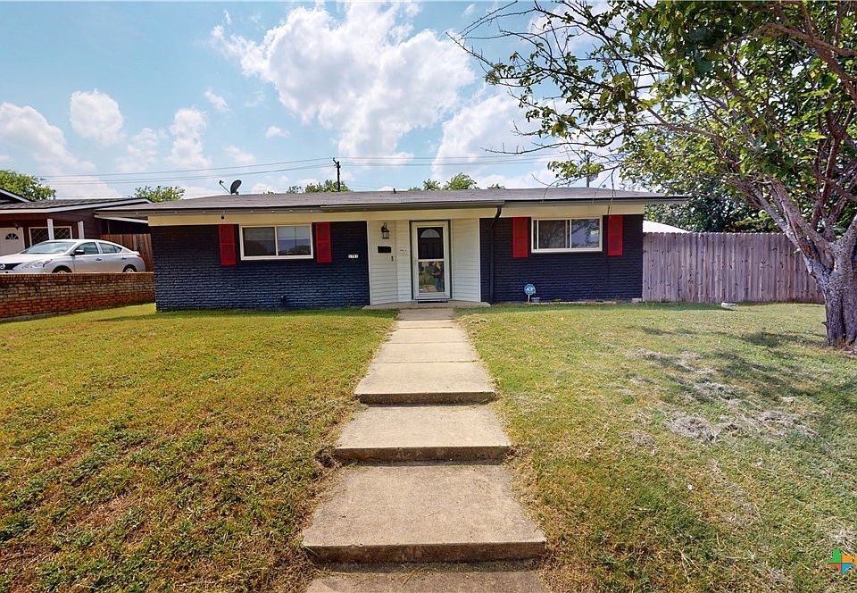1st image of 1701 Janis Dr