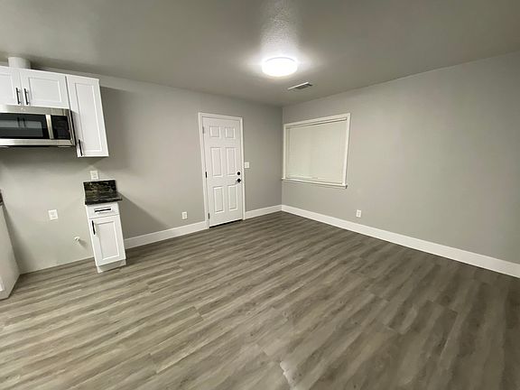 3rd image of 2037 W Perez Avenue
