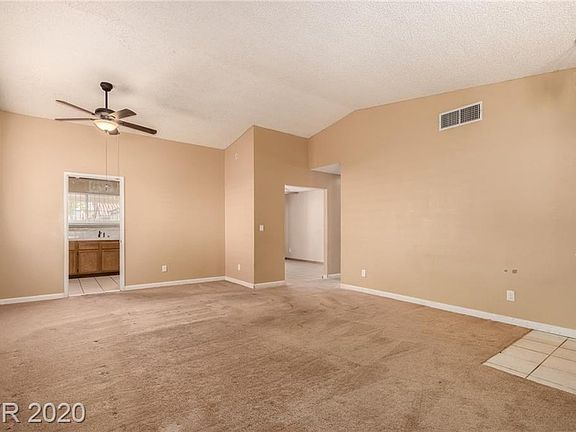 3rd image of 7740 Muirfield Dr