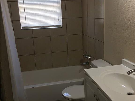 5th image of 2221 True Ave