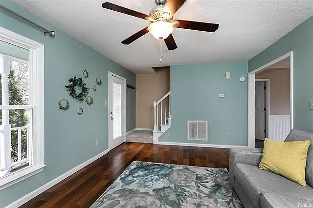 107 Perry Farms Dr — Photo 6