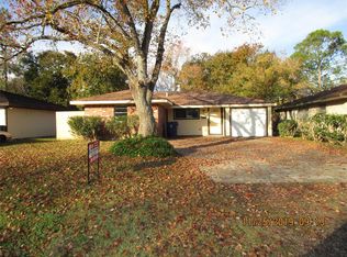 1313 Natchez Dr, Texas City, TX 77591