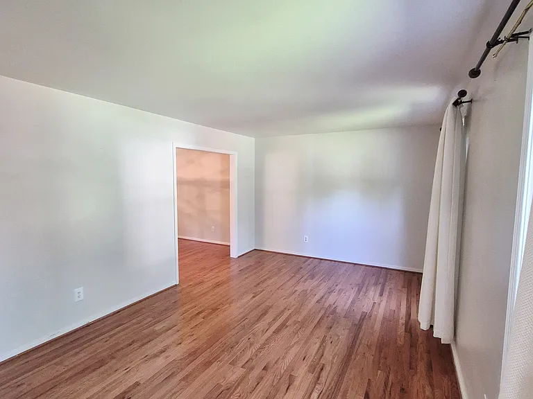 9019 Double Tree Ln — Photo 3
