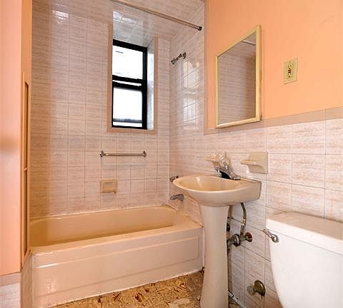 4th image of 2234 Ocean Ave APT C9