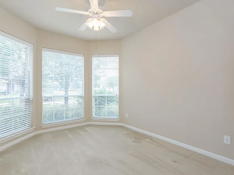 14714 Salamanca Ct — Photo 20