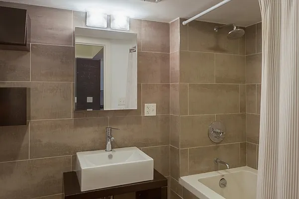 Rented by MNS | media 12