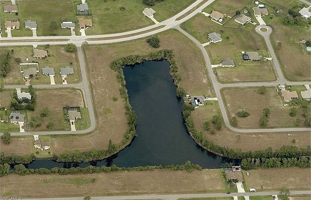 2nd image of 1813 NE 33rd Ter