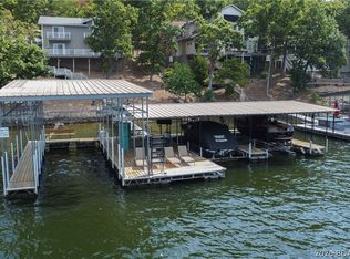 1053 Imperial Point Dr, Four Seasons, MO 65049