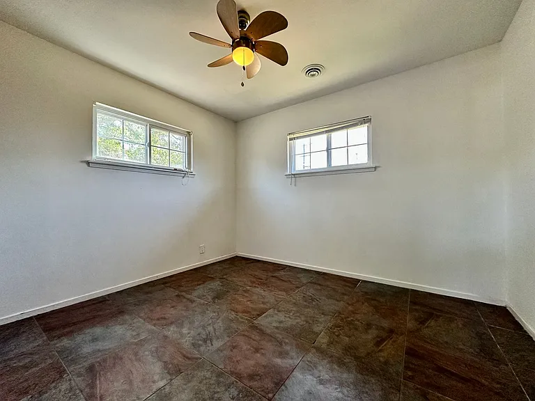 4074 Nulty Dr — Photo 9