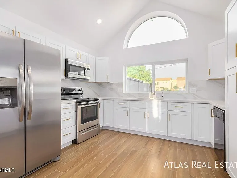 444 S Delaware St #2 — Photo 1